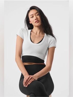 NWOT ALO White Ribbed Yoga Cropped Top
